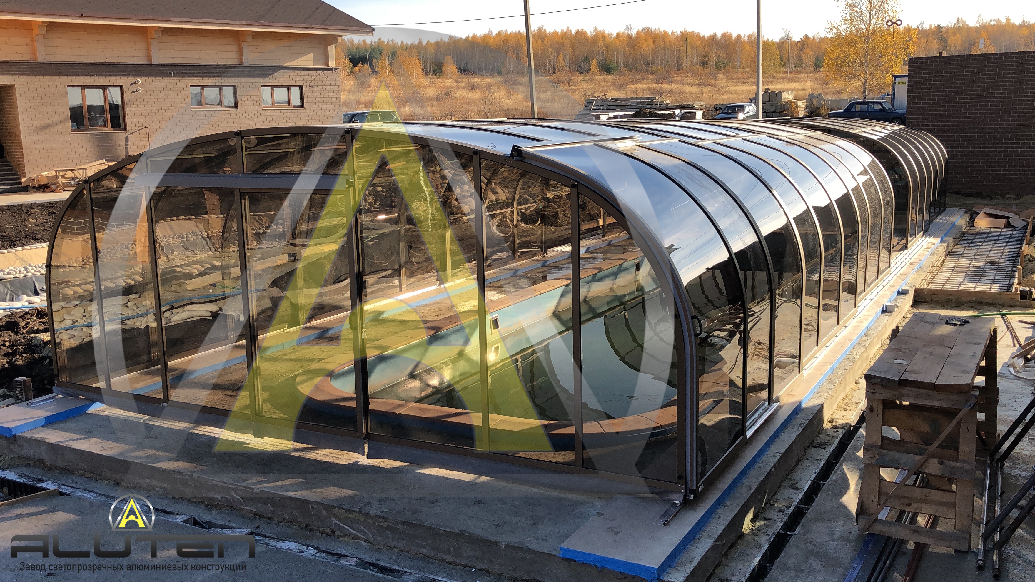 Высокий павильон для бассейна ALUTEN a-03